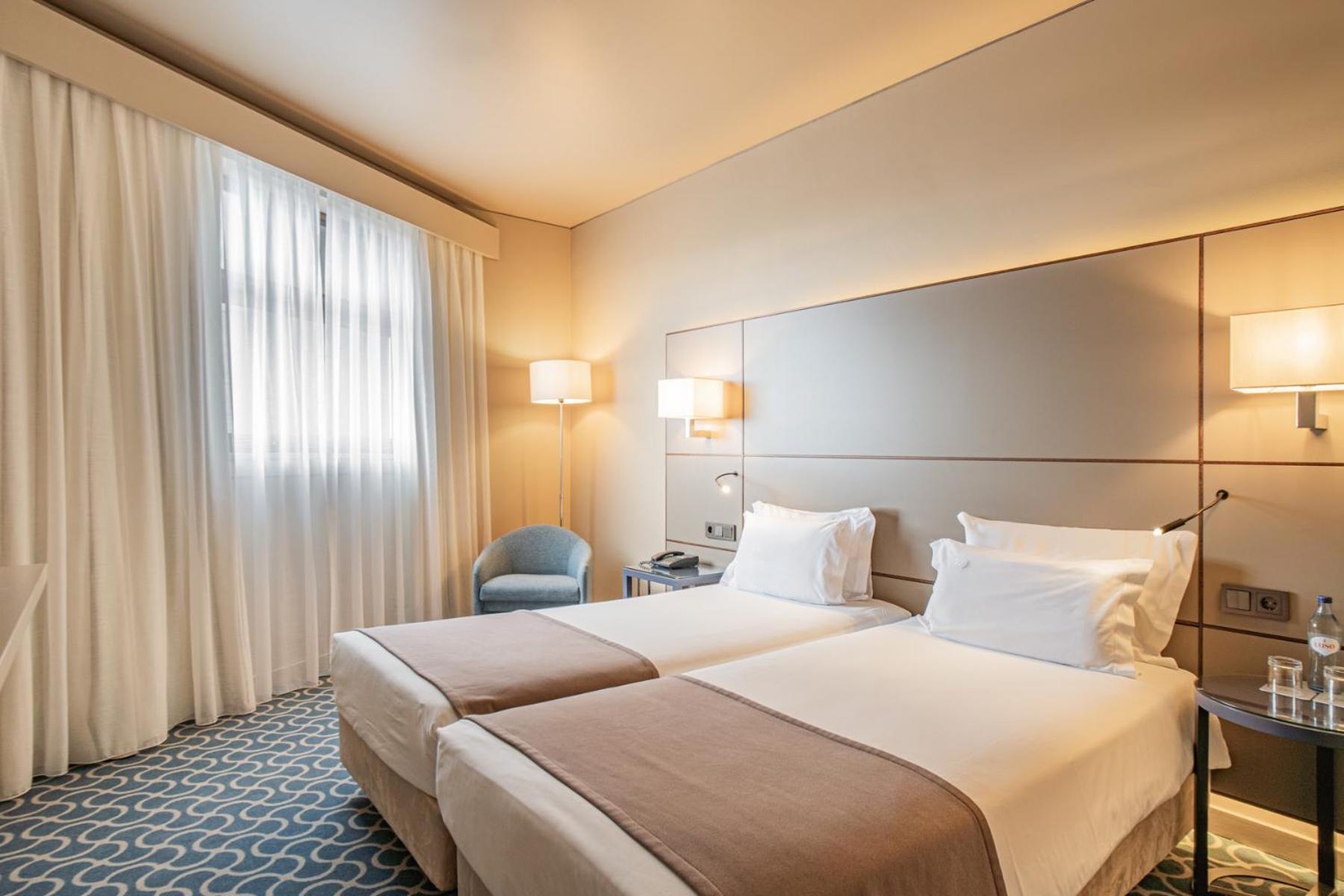 Hotel Dom Henrique - Downtown Porto Exterior photo